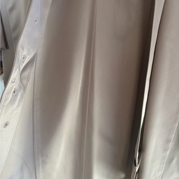 Burberry Beige Trench Coat Silk Lined Belted Made in Italy - Picture 7 of 7
